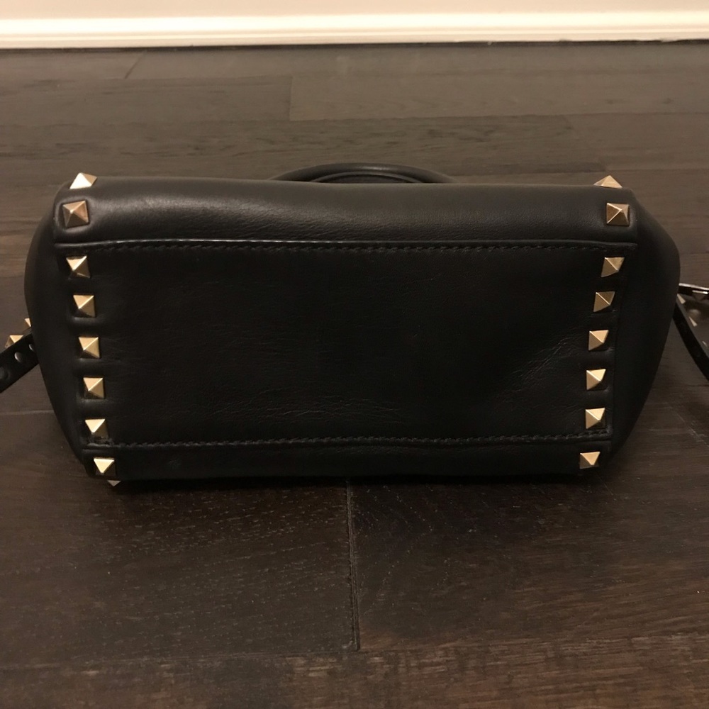 Valentino Purse - Picture 5 of 7